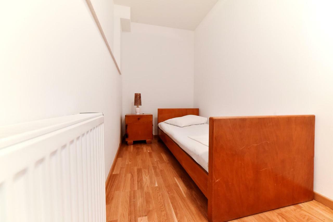 Apartman Hertz 伊莫茨基 外观 照片